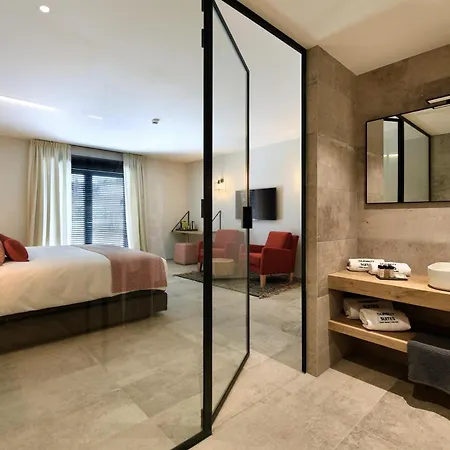 Luxury Retreat At Suites Villa *